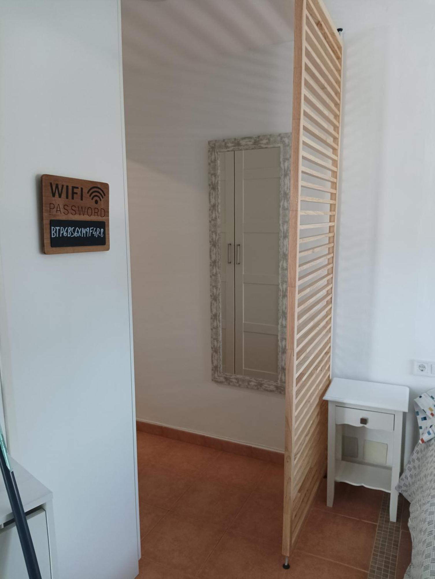 Luminoso Estudio Muy Cerca De La Playa Apartment Benalmadena Ngoại thất bức ảnh
