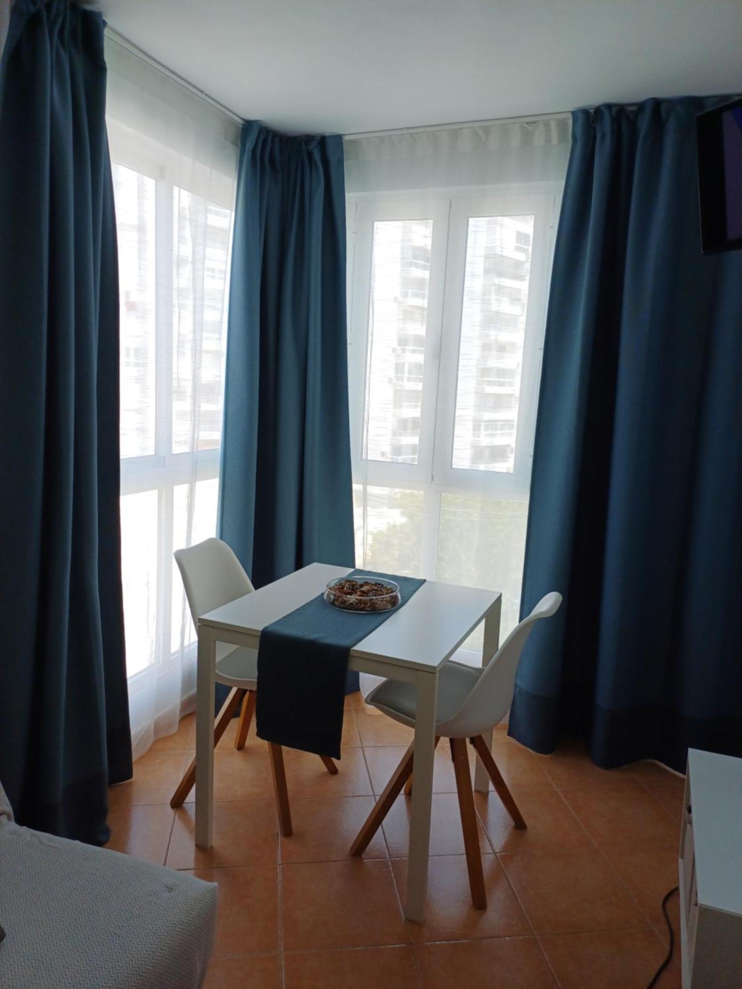 Luminoso Estudio Muy Cerca De La Playa Apartment Benalmadena Ngoại thất bức ảnh