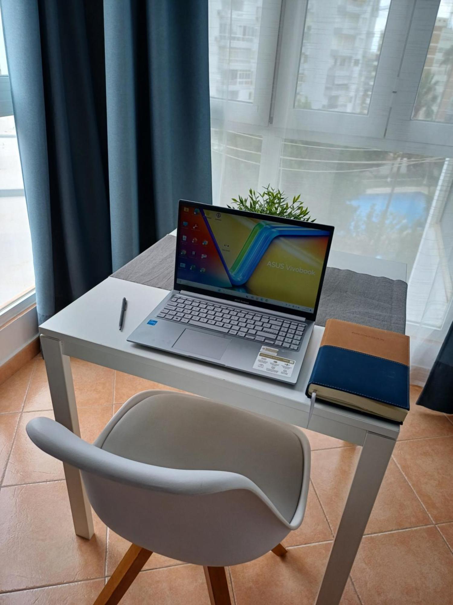 Luminoso Estudio Muy Cerca De La Playa Apartment Benalmadena Ngoại thất bức ảnh